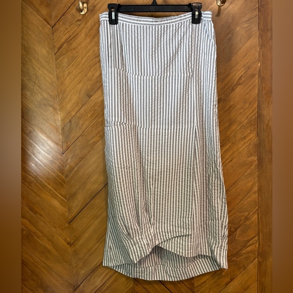 Vintage Tulip Seersucker Asymmetrical Hem Maxi Skirt in Gray Stripes - Picture 1 of 8